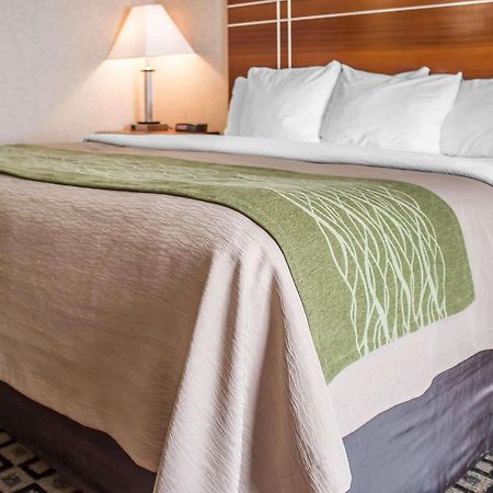Quality Inn Clarion Bagian luar foto