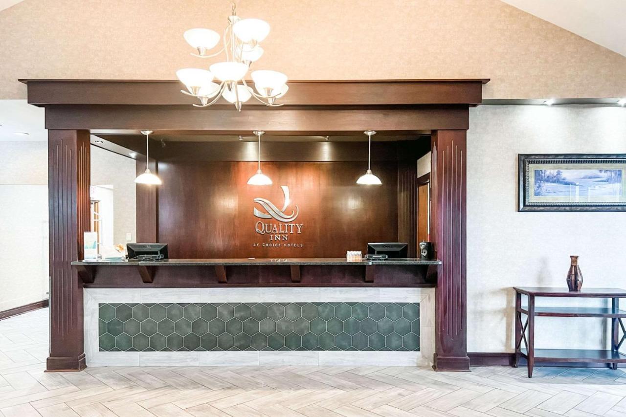 Quality Inn Clarion Bagian luar foto